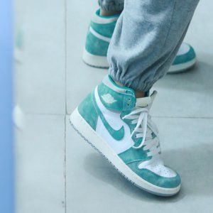 Men shoes AiJordan Retro High OG 'Turbo Green'